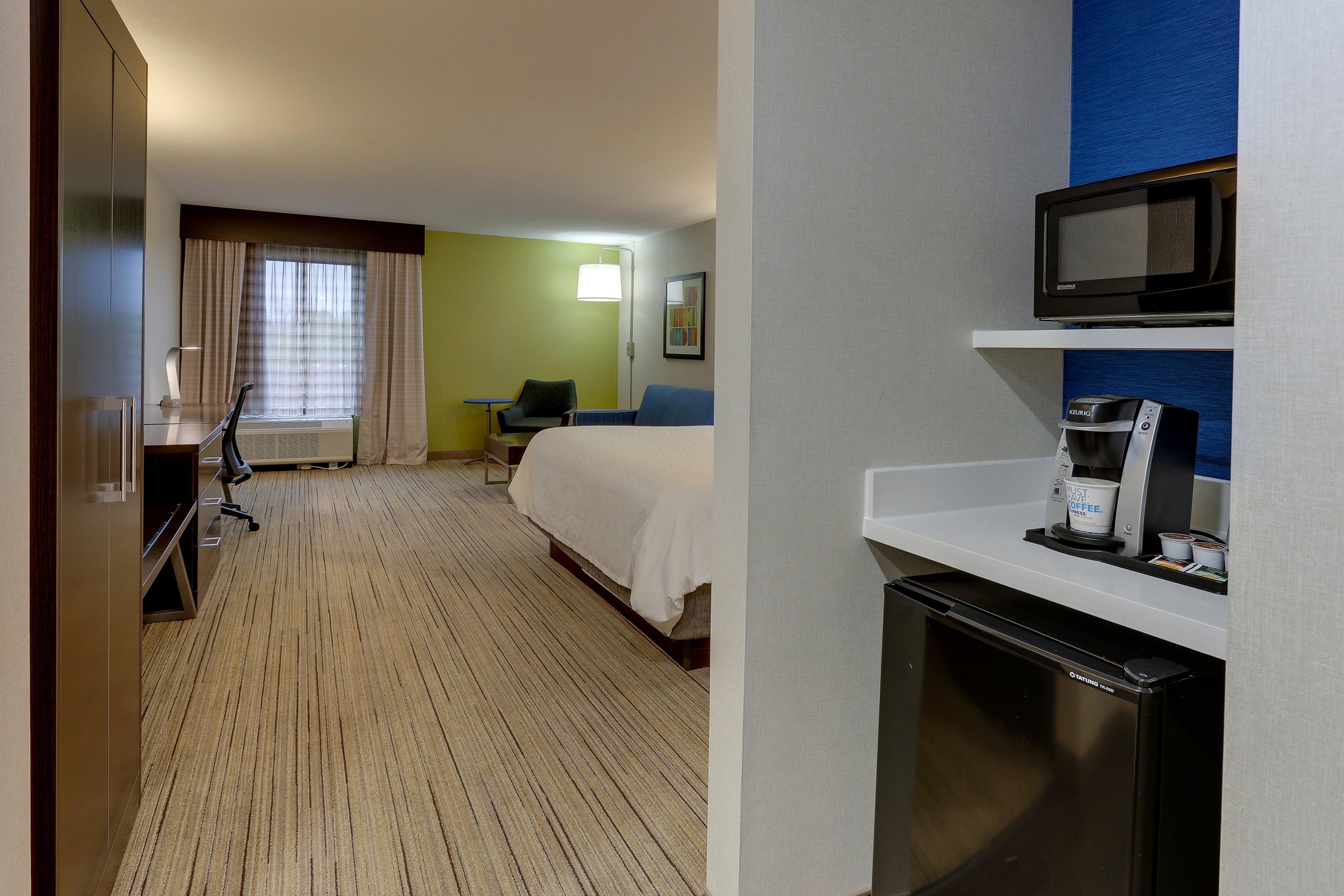 Holiday Inn Express & Suites Troy, An Ihg Hotel Экстерьер фото